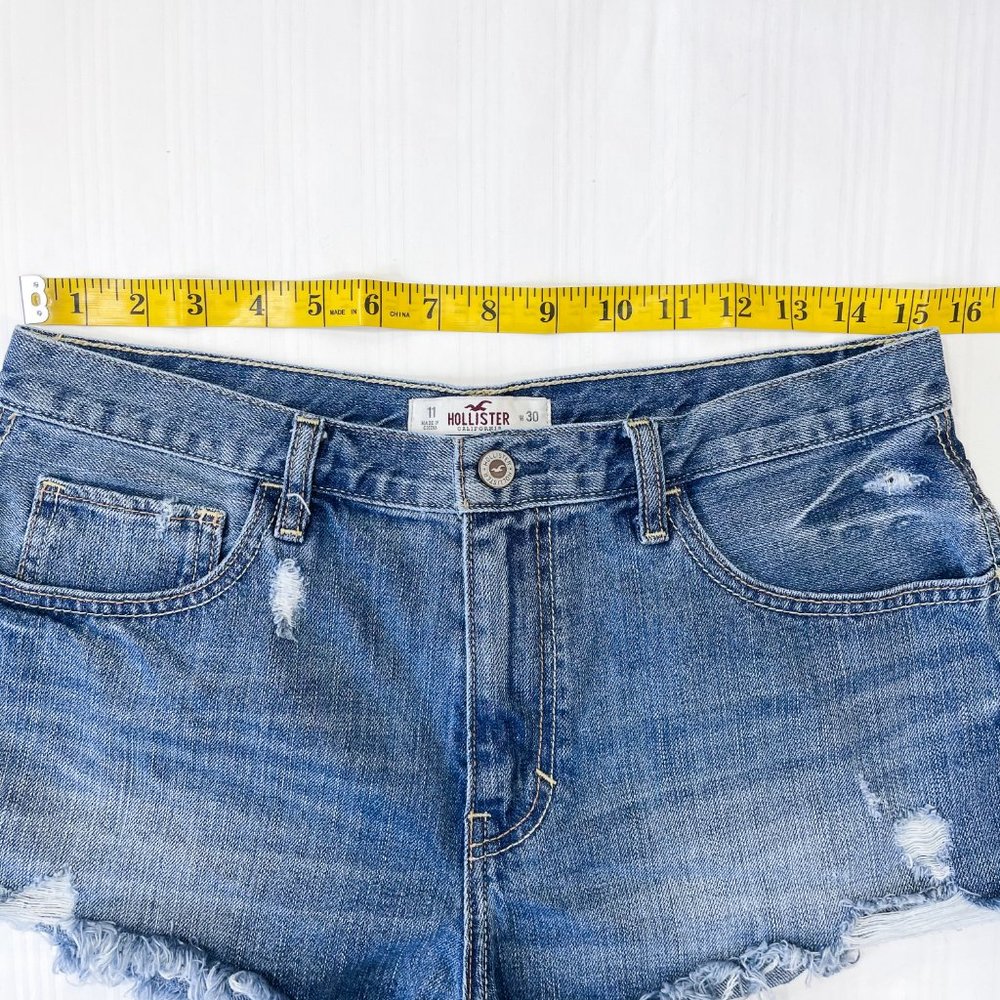 Hollister | High Rise Cutoff Jean Shorts | 11 / 30 - Picture 11 of 14